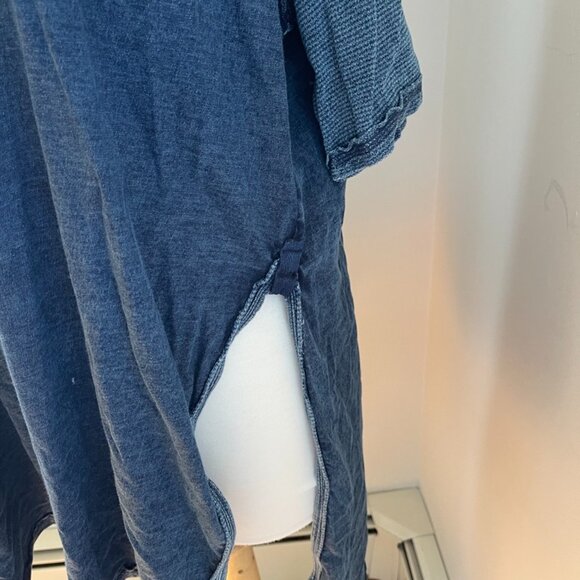 Free People Oversized Top size S Navy - Picture 2 of 8